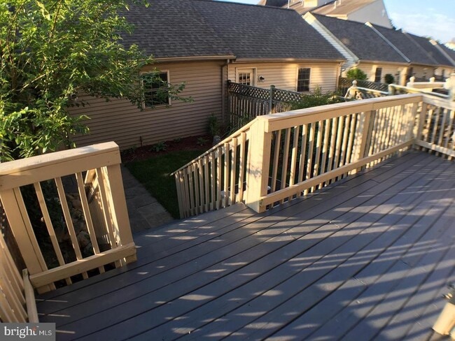 Building Photo - 2235 Village Square Rd