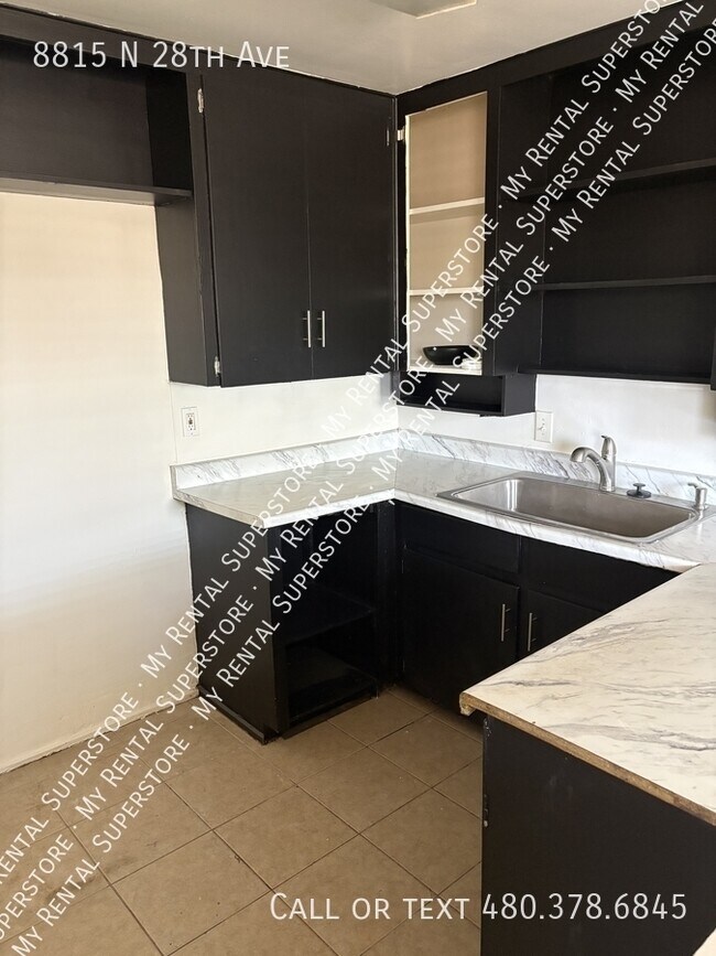 Photo - 8815 N 28th Ave