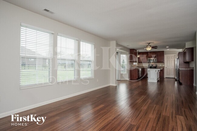 Photo - 1256 Carrington Pl