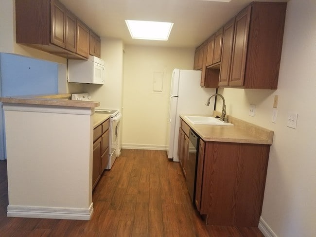 Building Photo - 1872 S Pitkin Cir Unit A