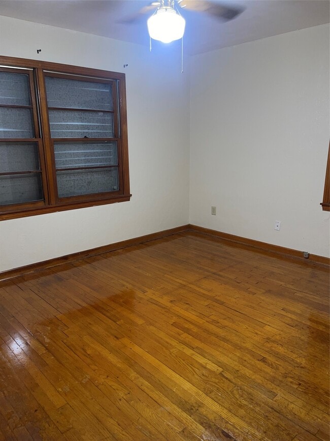 2114 Evergreen