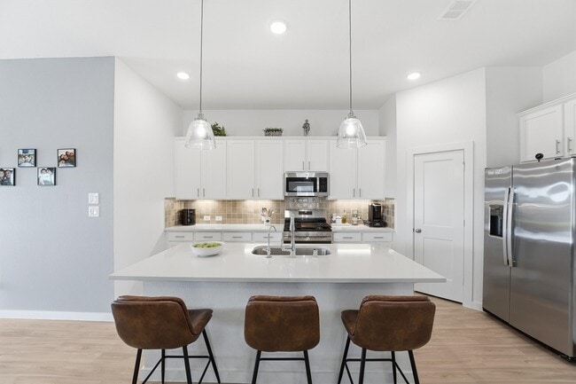 Photo - 8611 Pier Cove Dr