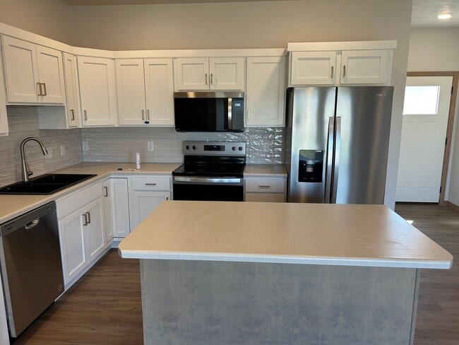 Photo - 6103 S Alki Pl
