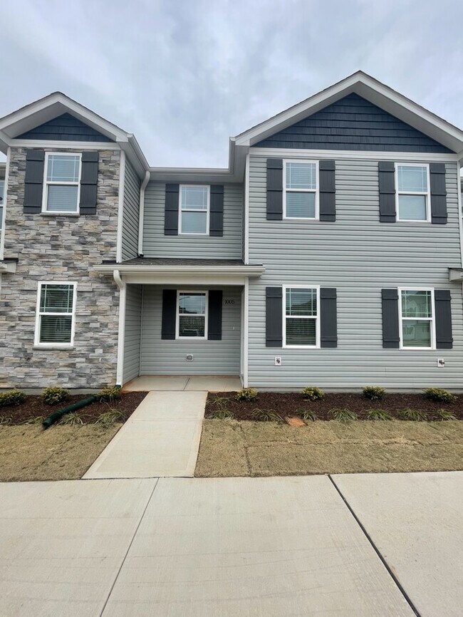 Building Photo - 2 bd 2.5 ba Townhouse