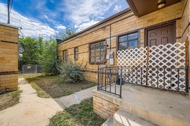 Photo - 4825 W 14th Ave