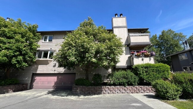 Photo - 3425 Lakeshore Dr Unit 7