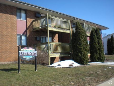 Building Photo - 714 W Juneau St Unit Apartment