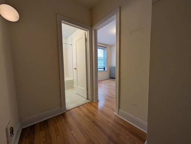 Photo - 2779 N Milwaukee Ave Unit 208