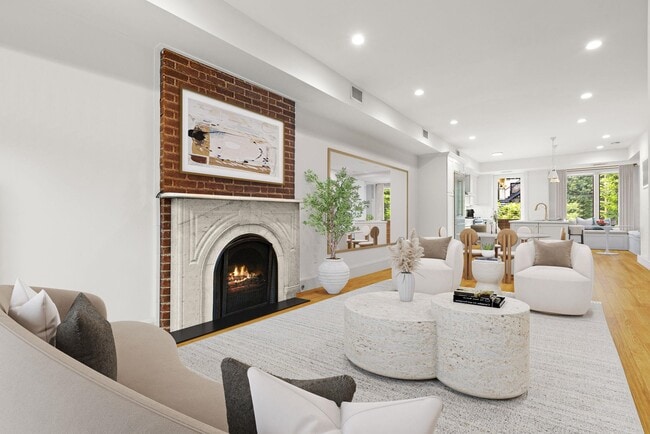 Building Photo - 157 8th St Rental