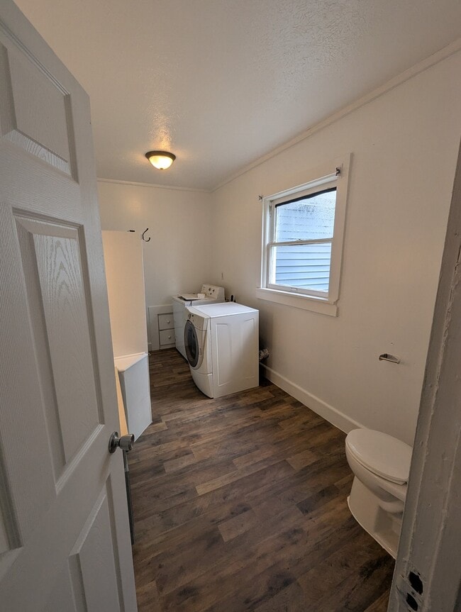 Photo - 808 N Main St Unit B