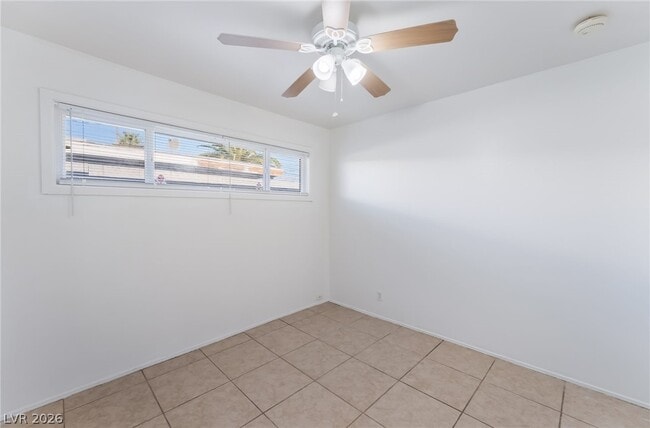 Building Photo - 1108 Tumbleweed Ave