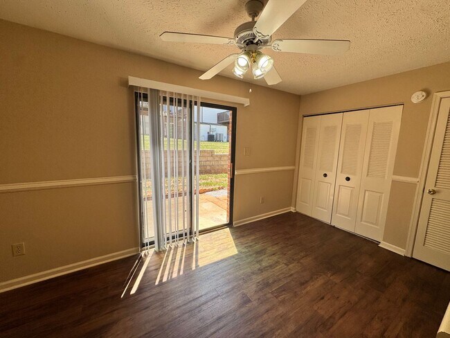 Photo - Great Location - Campbell County Townhome (176 Kitty Hawk Square)