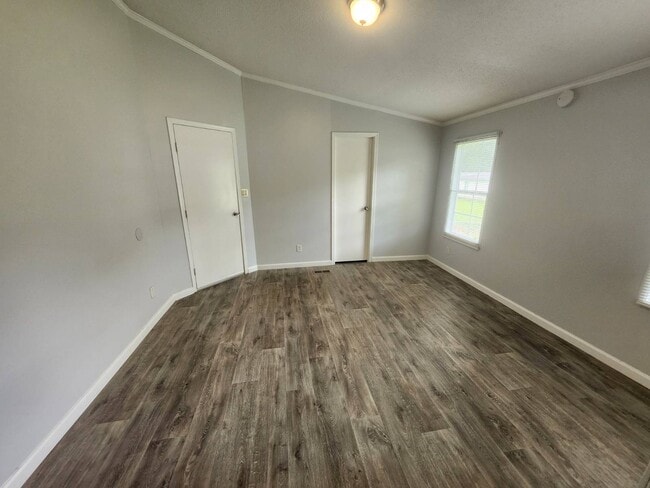 Photo - 76 Thompson Cir