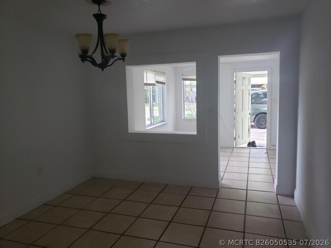 Photo - 364 Johnston St