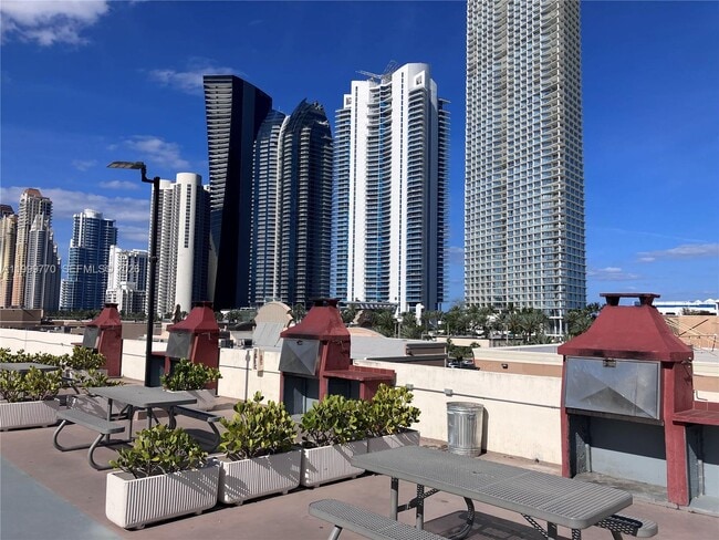 Photo - 17021 N Bay Rd Unit 409