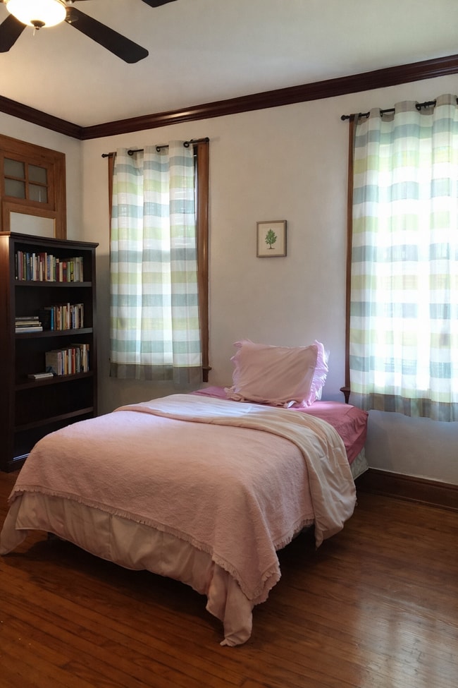 Photo - 5417 Loyola Ave