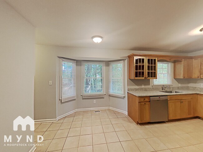 Photo - 409 Triple Crown Cir