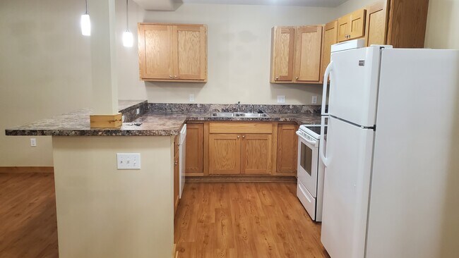 ¡Mucho espacio de almacenamiento! - 111 Michigan Ave Unidad L2