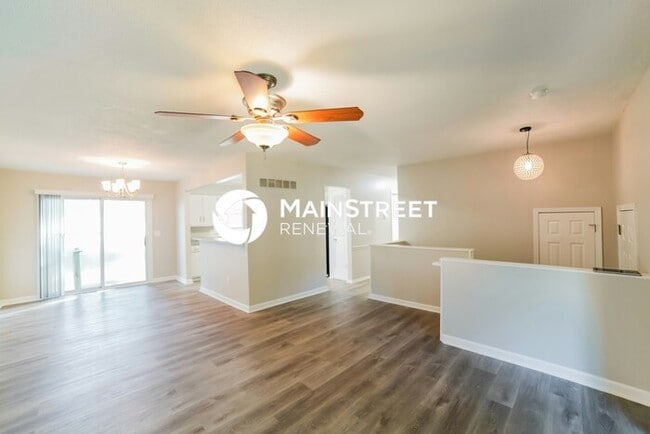 Photo - 3 Bedroom Pet-Friendly Home in BLUE SPRING...