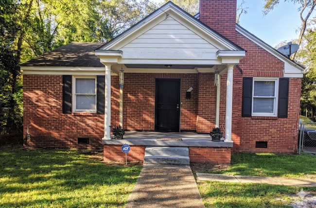 Building Photo - 22 W Cromwell St