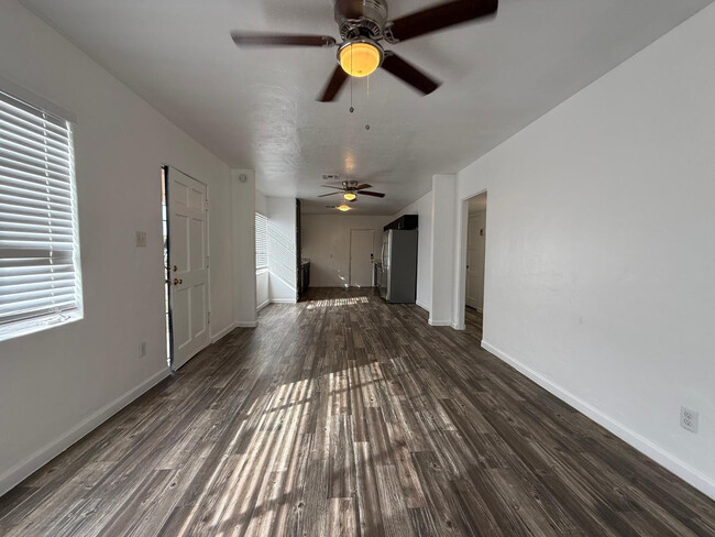 Photo - 3422 E Taylor St