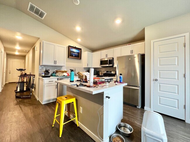 Photo - Stunning 3 Bed 2 Bath Ranch Home!