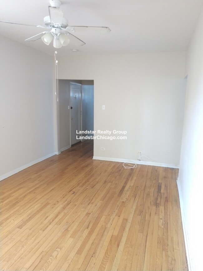 Photo - 4045.5 N Mozart St Unit 1E