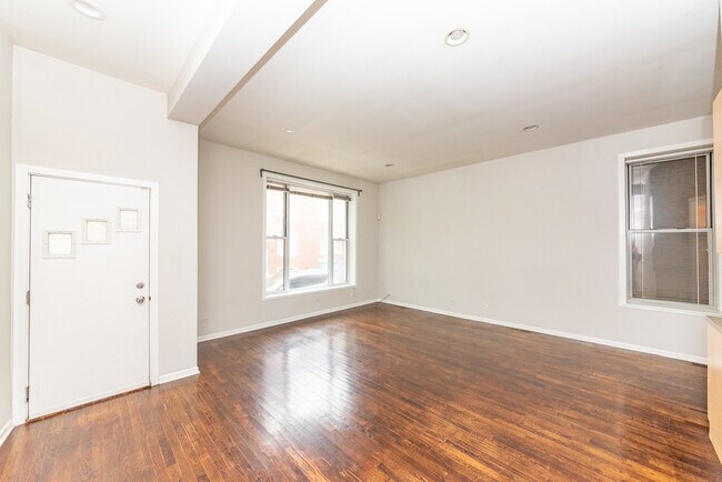 2207 W Race Ave Unit 1