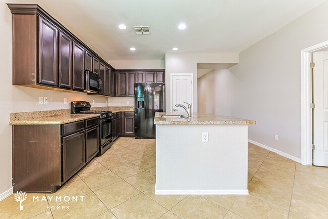 Photo - 34543 N Mirandesa Dr