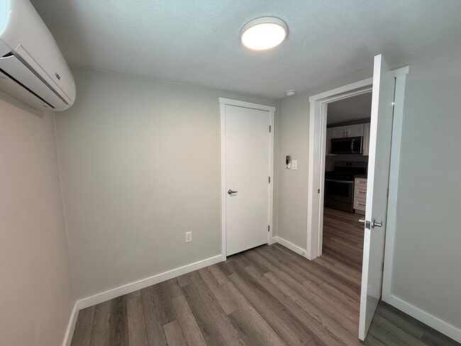 Photo - A606 Unit 1913-B