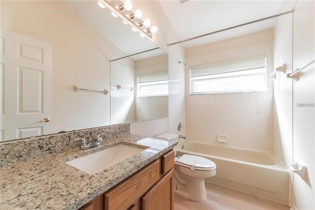 8104 Santee Dr
