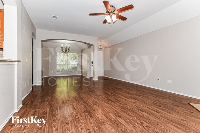 Photo - 2103 Cardinal Dr