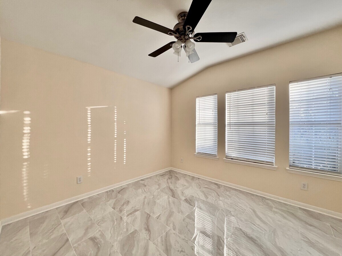 Photo - 7710 Sapulpa Ln