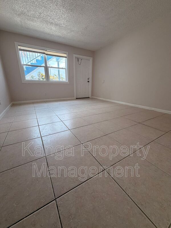 Photo - 1618 W 26th Ct Unit A