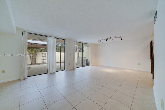 Photo - 7827 SW 106th Cir