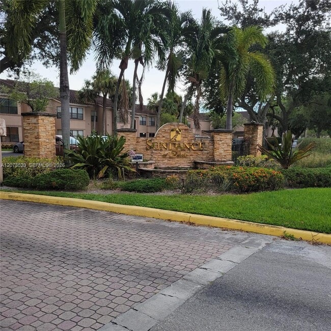 Building Photo - 2926 S University Dr Unit 6102