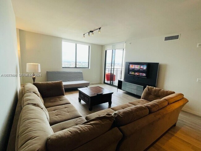 Photo - 999 SW 1st Ave Unit 2613