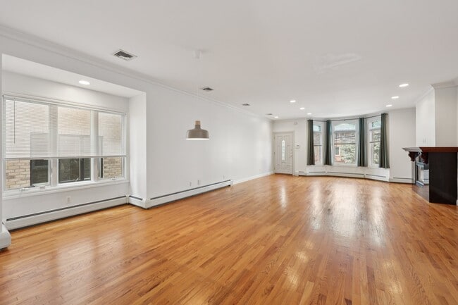 Photo - 285 Knox Ave