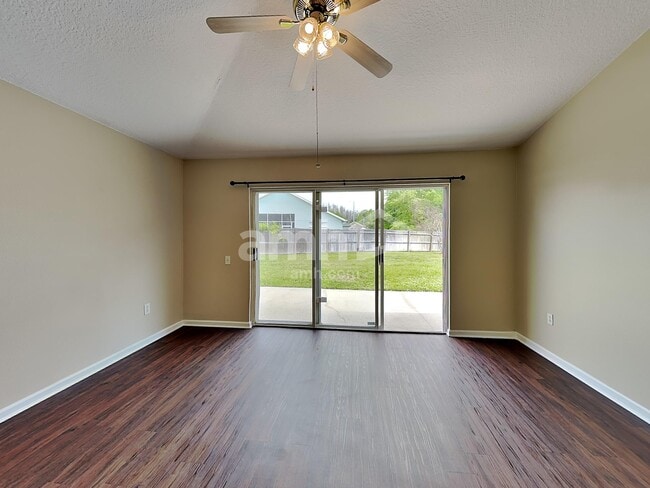 Photo - 30839 St Vincent Ct