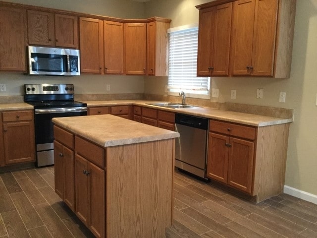 Photo - 905 Wonderland Pass