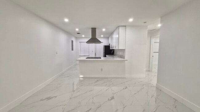 Photo - 1825 Scott St Unidad 1827