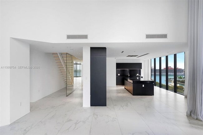 Photo - 1000 Biscayne Blvd