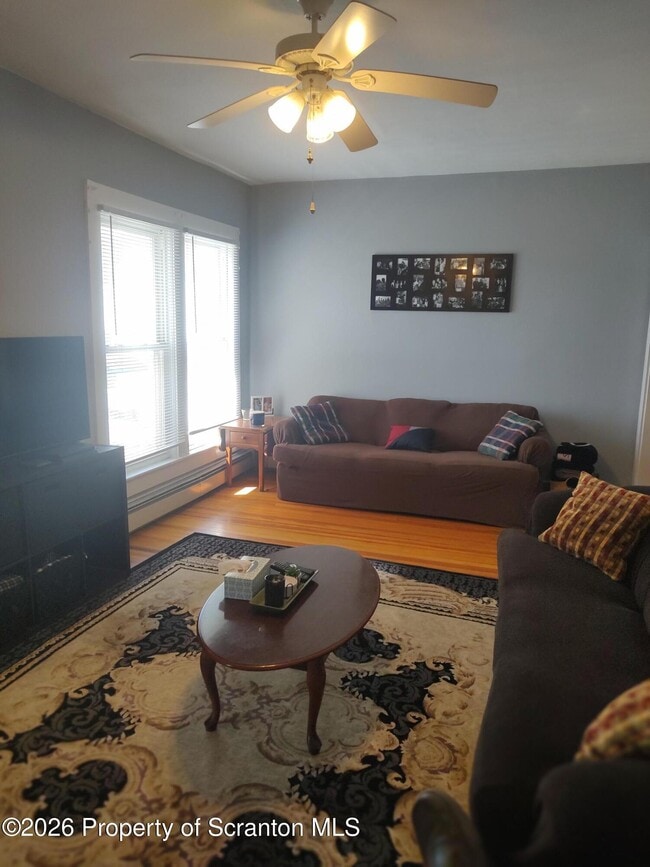 Photo - 1019 Delaware St