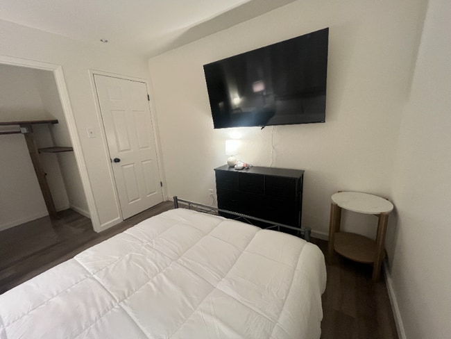 Photo - 7327 Sovereign Ct