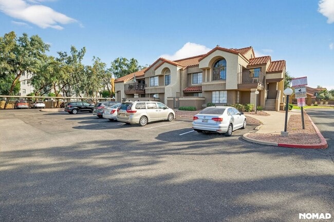 Photo - 1905 E University Dr