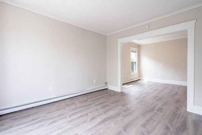 2433 Broadway