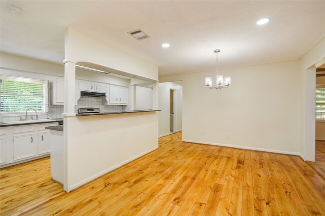 Photo - 804 Chickasaw Dr