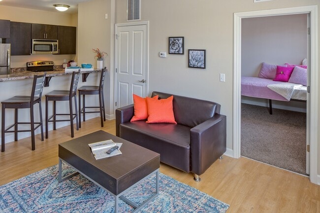 05-irish-flats-nd-south-bend-in-2br-interior