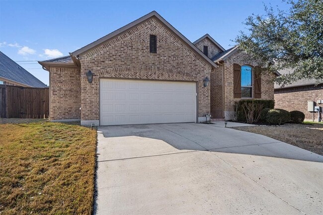 Photo - 138 Drury Ln