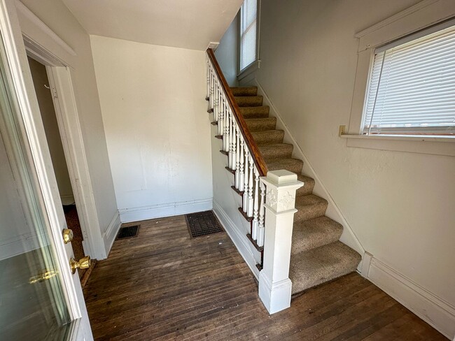 535 Welch Ave